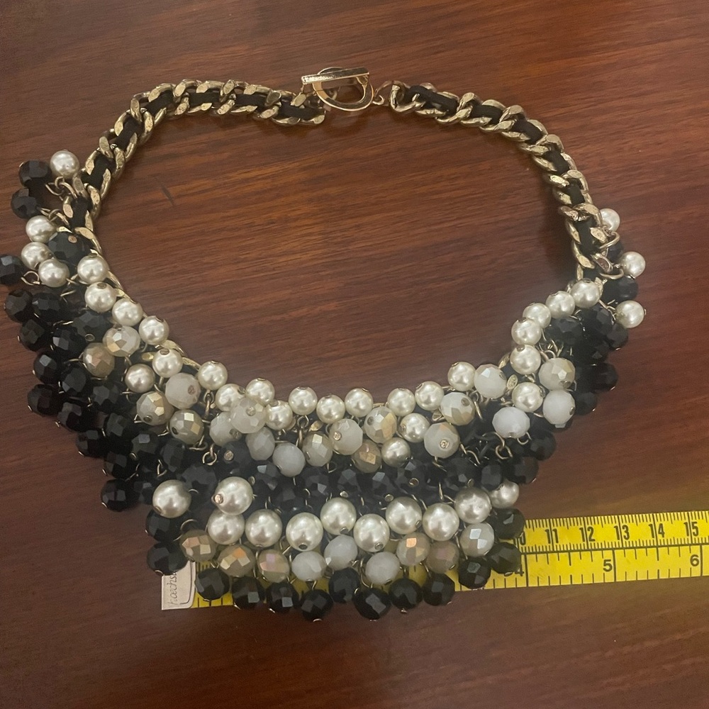 Elegant Black and Gold Statement Necklace